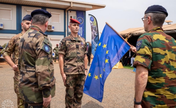 Европа исключила себя из процесса украинского урегулирования и мешает усилиям США Европа исключила себя из процесса украинского урегулирования и мешает усилиям США