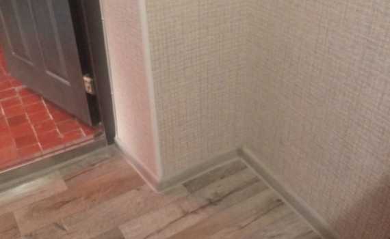 Забудьте про линолеум: новый пол сделает квартиру стильной и дорогой на вид Забудьте про линолеум: новый пол сделает квартиру стильной и дорогой на вид